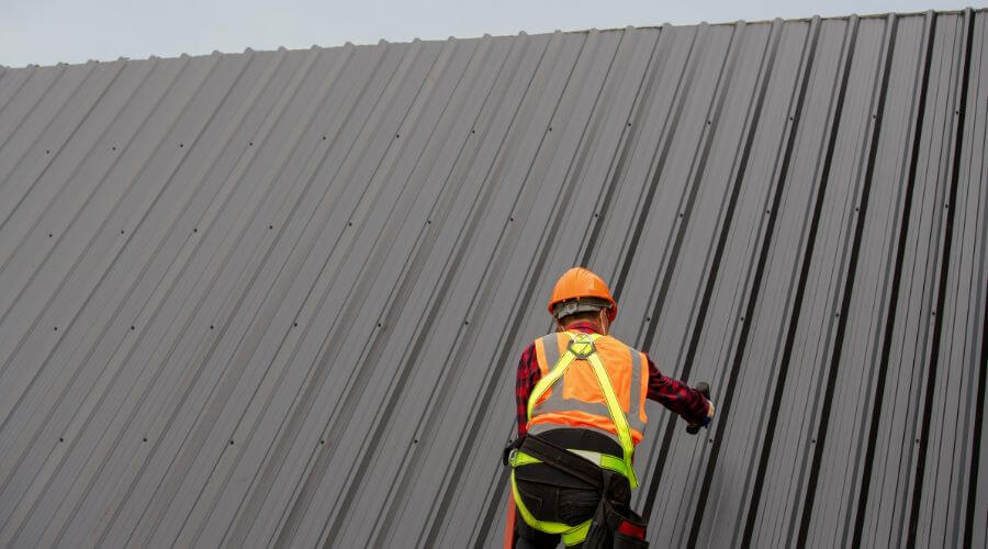 Expert top industrial roofings services in Uniondale, IN